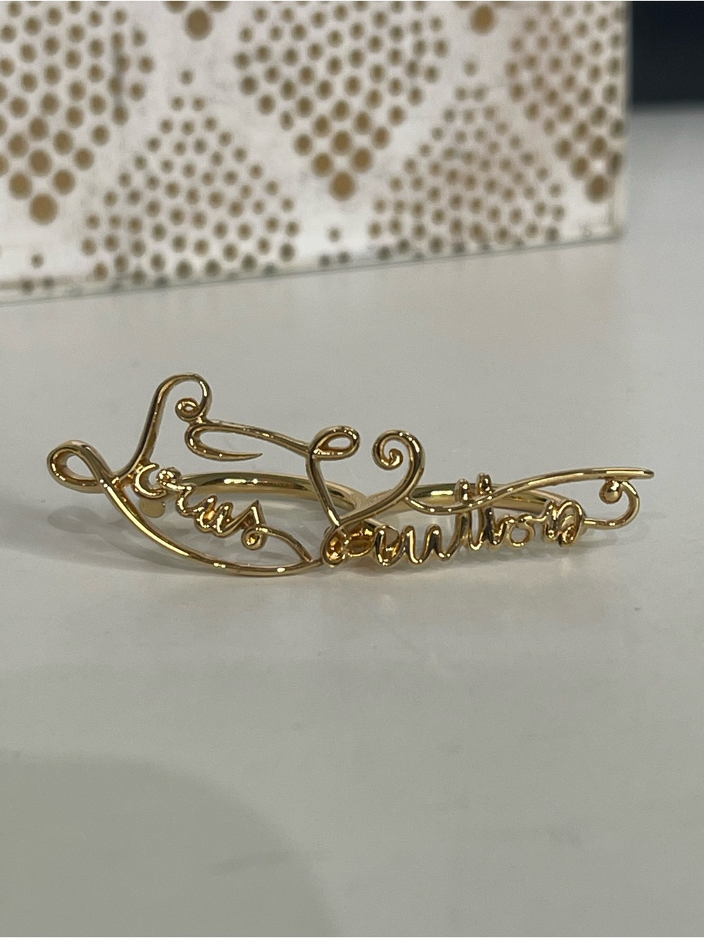 Louis Vuitton Gold Script Love Affair Double Finger Ring